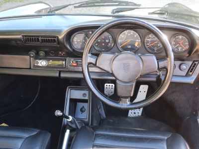 1984 Porsche 911 3.2 Carrera Cabriolet