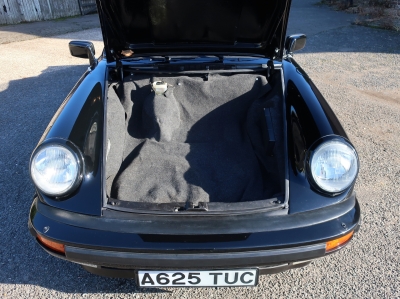 1984 Porsche 911 3.2 Carrera Cabriolet