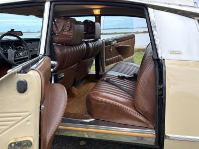 DS 21 Pallas 5 speed. 18 year 1 owner.