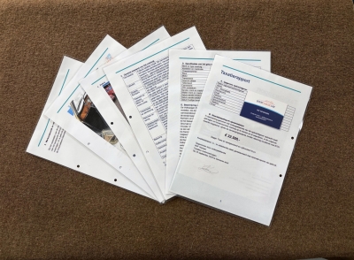 Top restored Karkmann Ghia. Rare and beautiful color.