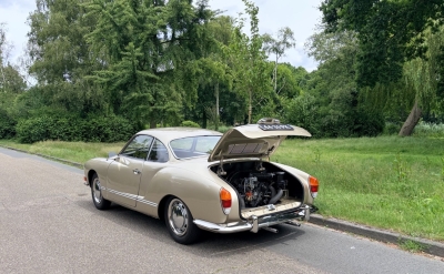 Top restored Karkmann Ghia. Rare and beautiful color.