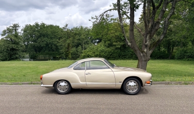 Top restored Karkmann Ghia. Rare and beautiful color.