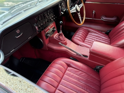 Jaguar E Type Roadster