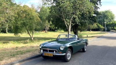 1976 MG B