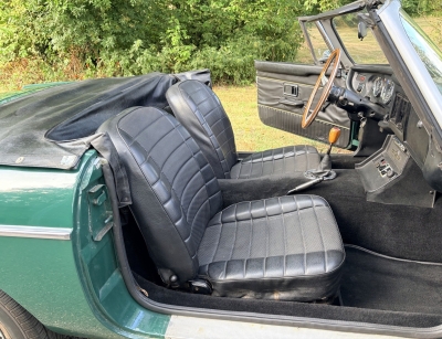 1976 MG B