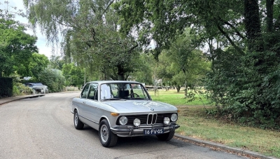 A stunning and very original BMW 2002 “Luxus” 22 years 1 owner.