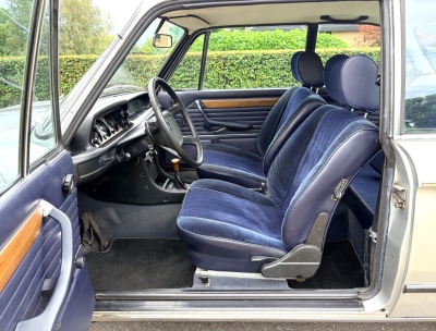 A stunning and very original BMW 2002 “Luxus” 22 years 1 owner.