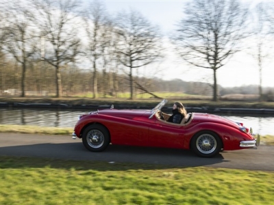 1955 Jaguar XK140 SE Roadster (LHD)