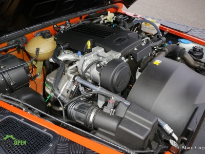 Land Rover Defender Adventure Edition