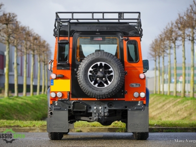 Land Rover Defender Adventure Edition