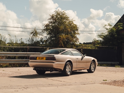 Aston Martin Virage