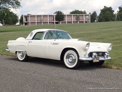 1956 Ford T-Bird/Thunderbird - America Graffiti