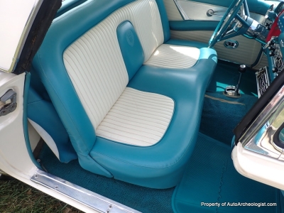 1956 Ford T-Bird/Thunderbird - America Graffiti