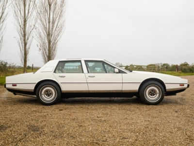 Aston Martin V8 Lagonda