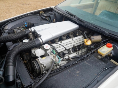 Aston Martin V8 Lagonda