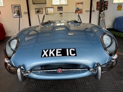 Jaguar E Type 4.2 Roadster