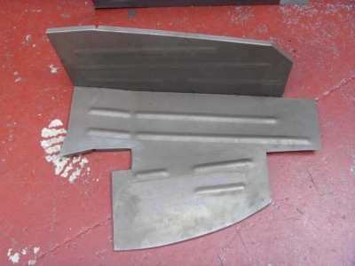 Aston Martin Boot Floor Side Panel for V8 (RH) [Part No. RC015C]