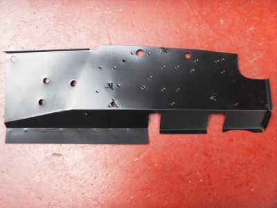 Aston Martin Bulkhead Panel Coil Mounts for DB4 (RH) [Part No. RC034C]