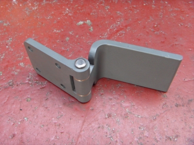 Aston Martin Door Hinge for DB5/6 (LH & RH Available) [Part No. RC069B]