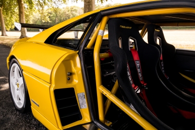 Ferrari F355 Challenge-Style