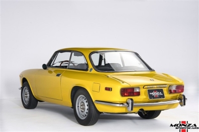 1974 Alfa Romeo GTV 2000