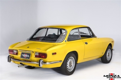 1974 Alfa Romeo GTV 2000