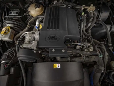 2015 Land Rover Bowler 110