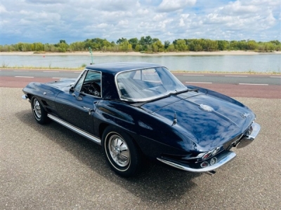 1964 Chevrolet Corvette C2 Convertible