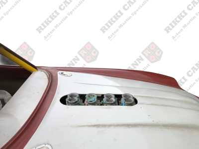 Aston Martin DB4 GT Zagato Replica