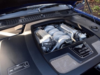 2007/07 Bentley Azure 