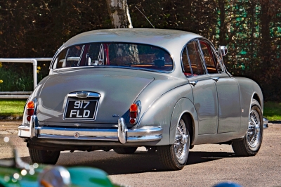 1963 Jaguar MK II 2.4