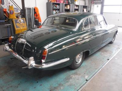 1968 Jaguar 420G Saloon no. 7776