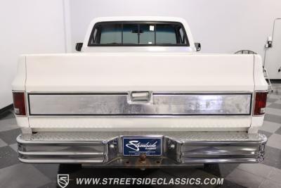 1984 Chevrolet C10 Custom Deluxe