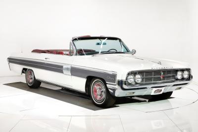 1962 Oldsmobile Starfire