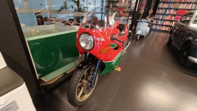 1983 Ducati MHR 900 Mike Hailwood Replica