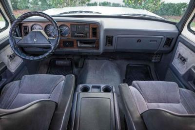 1990 Dodge Ram Charger 2dr AD150