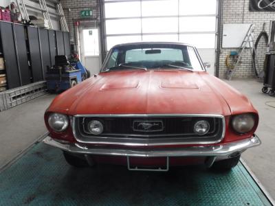 1968 Ford Mustang J code