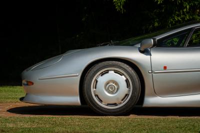 1993 Jaguar XJ 220