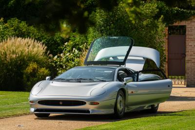 1993 Jaguar XJ 220