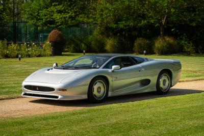 1993 Jaguar XJ 220