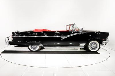 1956 Ford Fairlane Sunliner