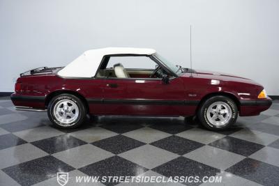 1989 Ford Mustang Convertible