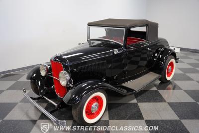 1932 Ford Cabriolet