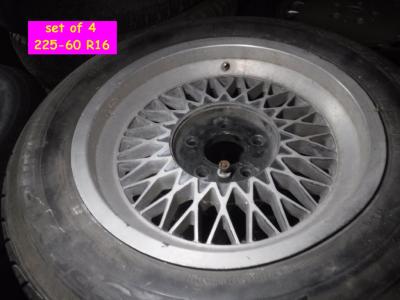 1900 Wheels Several classic car wheels