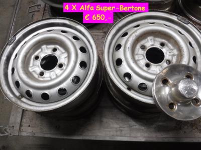 1900 Wheels Several classic car wheels