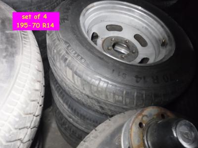 1900 Wheels Several classic car wheels