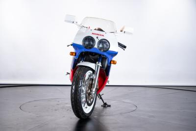 1989 Honda VFR 750 r (RC 30)