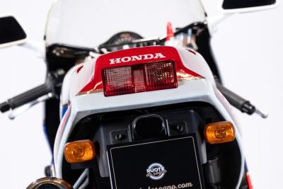 1989 Honda VFR 750 r (RC 30)