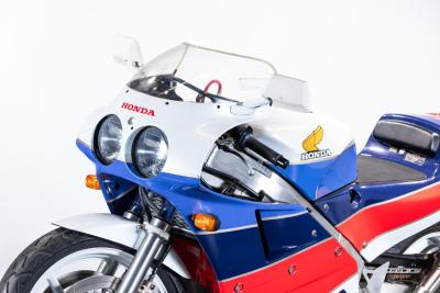 1989 Honda VFR 750 r (RC 30)