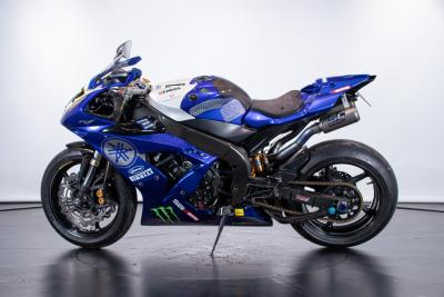 2004 Yamaha R1 CORSA